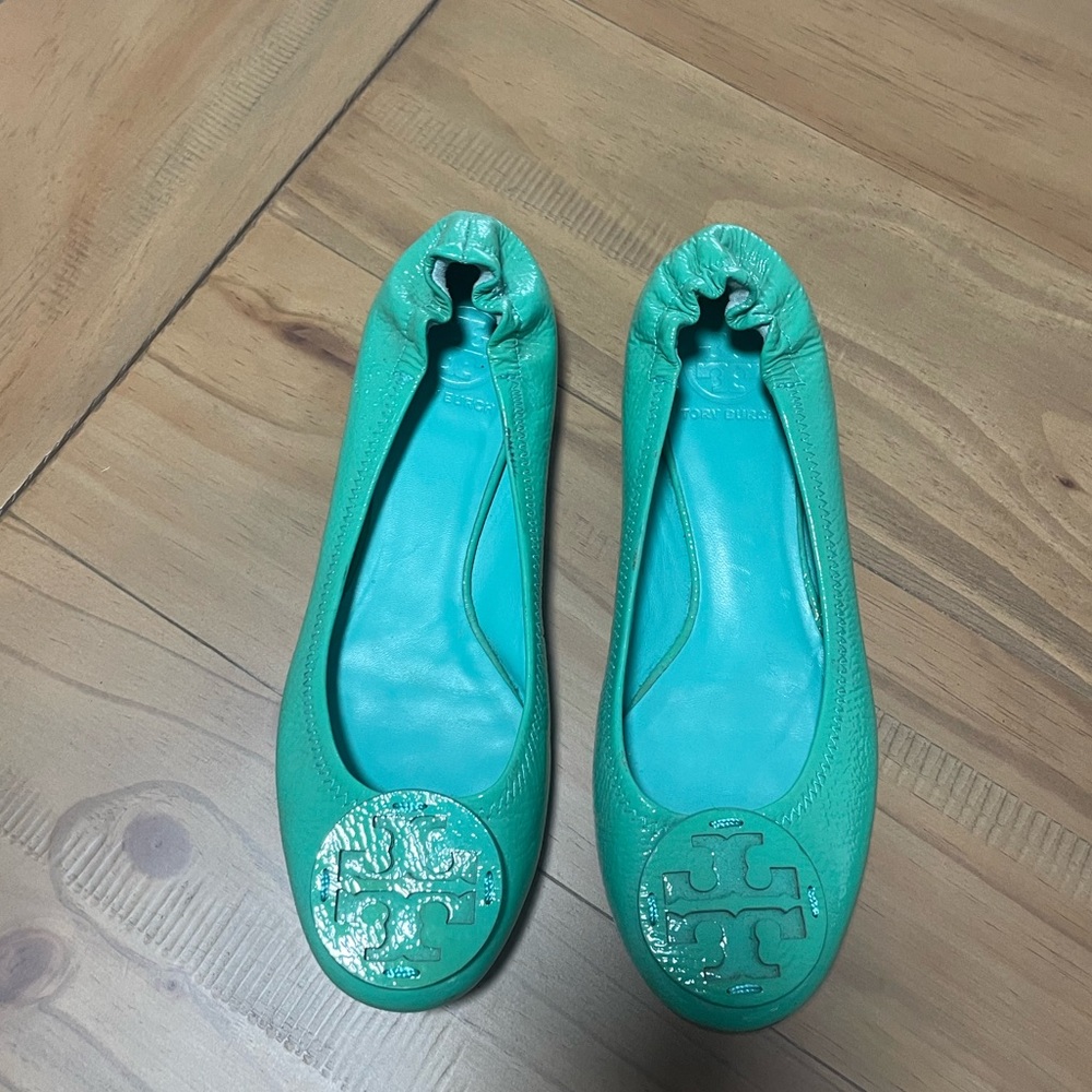 Tory Burch- Minnie Travel Ballet Flat in Patent Leather